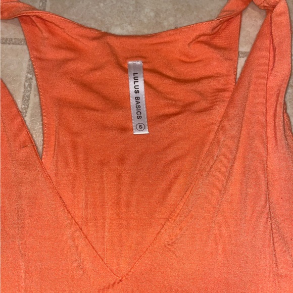 Lulu’s basic tank - Picture 3 of 3